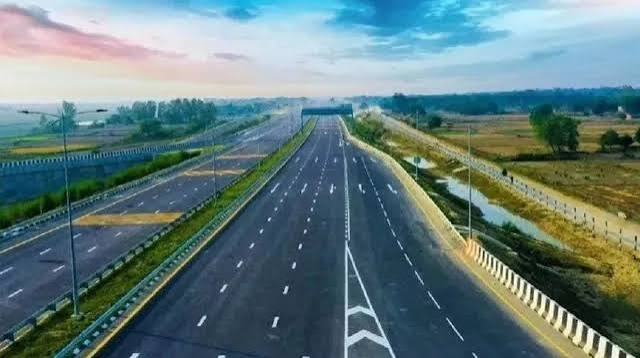 समृद्धि एक्सप्रेसवे पर बड़ा हादसा टला,गेल की पाइपलाइन से गैस रिसाव:24 किमी हाईवे बंद