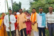 पूर्णा केडू में नाग पंचमी पर निकली भव्य कलश यात्रा,सैकड़ों श्रद्धालु हुए शामिल पूर्णा केडू में नाग पंचमी पर निकली भव्य कलश यात्रा,सैकड़ों श्रद्धालु हुए शामिल