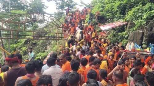 बरहेट में सावन की तीसरी सोमवारी पर उमड़ा आस्था का सैलाब,70 हजार श्रद्धालुओं ने किया जलार्पण