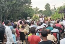 कुमारपुर में एआईएमआईएम का जनसंपर्क अभियान,ग्रामीणों की समस्याओं पर हुई चर्चा