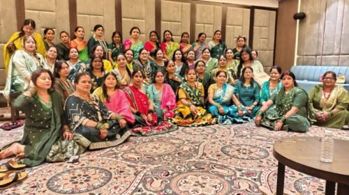 चुड़ी मजा न देगी , कंगन मजा न देगा ... गीत की प्रस्तुति पर थिरकी बारीडीह की महिलाएं