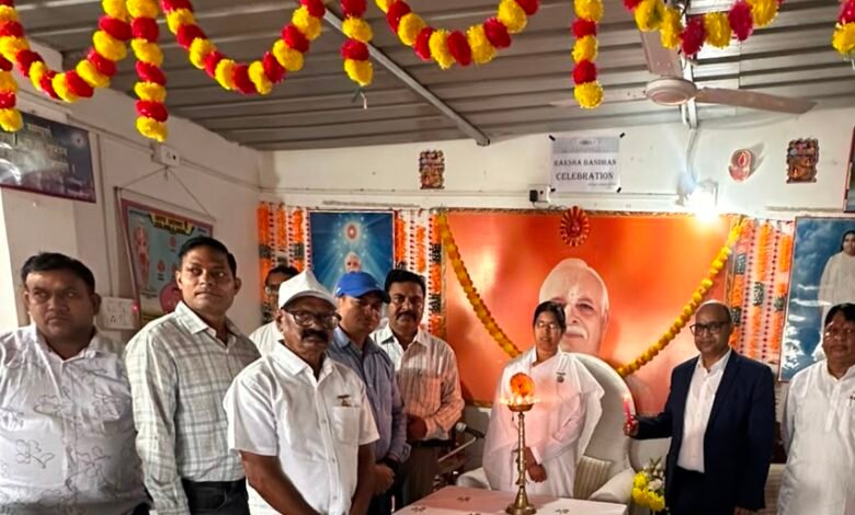 रक्षाबंधन एवं दादी प्रकाशमणि जी की पुण्यतिथि पर ब्रह्माकुमारीज़ द्वारा रक्तदान शिविर का आयोजन रक्षाबंधन एवं दादी प्रकाशमणि जी की पुण्यतिथि पर ब्रह्माकुमारीज़ द्वारा रक्तदान शिविर का आयोजन