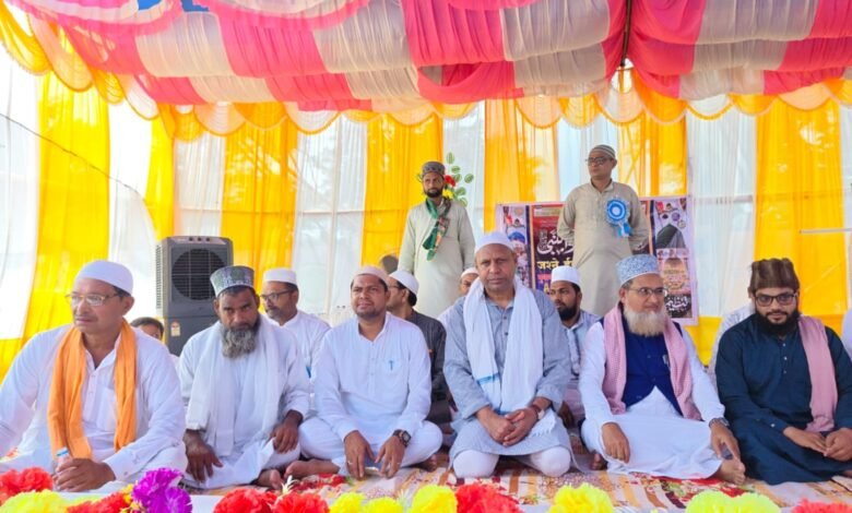 राजमहल में जश्ने ईद मिलादुन्नबी पर भव्य जुलूस, हजारों लोग हुए शामिल