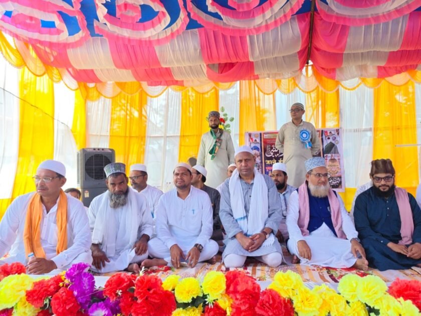 राजमहल में जश्ने ईद मिलादुन्नबी पर भव्य जुलूस, हजारों लोग हुए शामिल