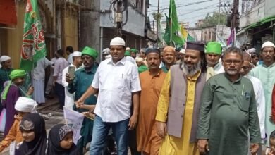 पाकुड़ में ईद-ए-मिलादुन्नबी श्रद्धा और उत्साह के साथ मनाया गया, निकली भव्य शोभायात्रा पाकुड़ में ईद-ए-मिलादुन्नबी श्रद्धा और उत्साह के साथ मनाया गया, निकली भव्य शोभायात्रा