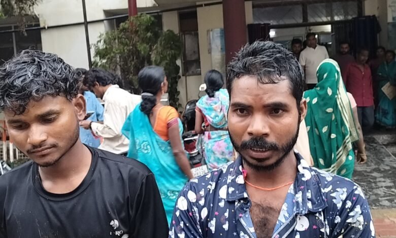 एक पल में खत्म हुई जिंदगी: लातेहार में बिजली गिरने से दो की मौत एक पल में खत्म हुई जिंदगी: लातेहार में बिजली गिरने से दो की मौत