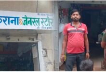 लातेहार में चोरों का आतंक:हुंदरु गांव में किराना व डिजिटल सेवा केंद्र को बनाया निशाना, पुलिस जांच जारी लातेहार में चोरों का आतंक:हुंदरु गांव में किराना व डिजिटल सेवा केंद्र को बनाया निशाना, पुलिस जांच जारी