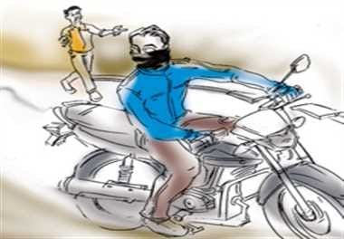 Jharkhand News:बाइक चोरी मामले में एक गिरफ्तार, भेजा गया जेल Jharkhand News:बाइक चोरी मामले में एक गिरफ्तार, भेजा गया जेल