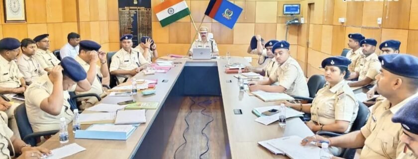 स्वतंत्रता दिवस से पहले पुलिस हाई अलर्ट:चोरी-लूट से लेकर नशे के कारोबार पर जीरो टॉलरेंस स्वतंत्रता दिवस से पहले पुलिस हाई अलर्ट:चोरी-लूट से लेकर नशे के कारोबार पर जीरो टॉलरेंस