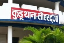 जंगल से लकड़ी लेकर लौट रही नाबालिग से दुष्कर्म,दो आरोपित फरार जंगल से लकड़ी लेकर लौट रही नाबालिग से दुष्कर्म,दो आरोपित फरार