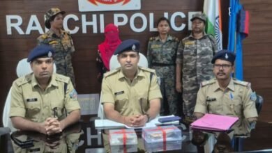 जुमार पुल बस स्टैंड से 89.32 ग्राम ब्राउन शुगर के साथ महिला गिरफ्तार जुमार पुल बस स्टैंड से 89.32 ग्राम ब्राउन शुगर के साथ महिला गिरफ्तार