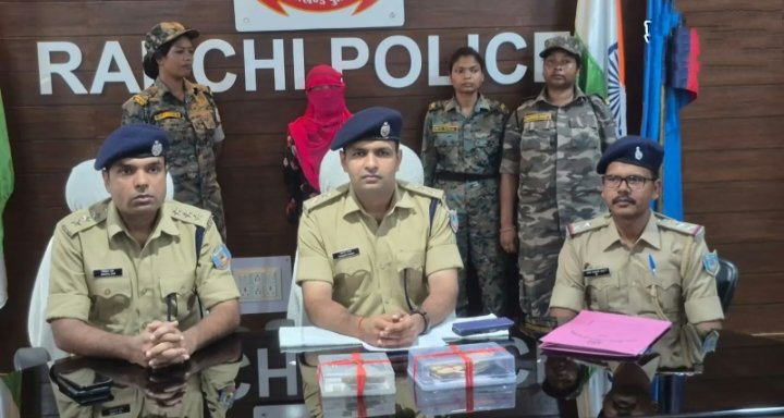 जुमार पुल बस स्टैंड से 89.32 ग्राम ब्राउन शुगर के साथ महिला गिरफ्तार