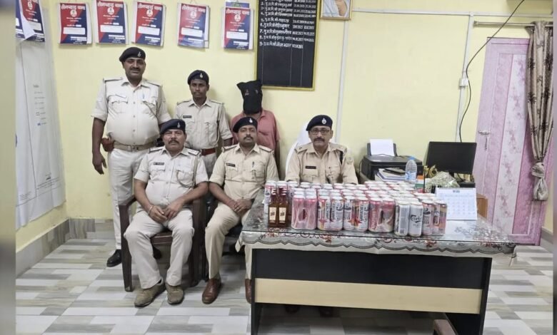 अवैध विदेशी शराब बिक्री के खिलाफ कार्रवाई, विक्रेता गिरफ्तार अवैध विदेशी शराब बिक्री के खिलाफ कार्रवाई, विक्रेता गिरफ्तार