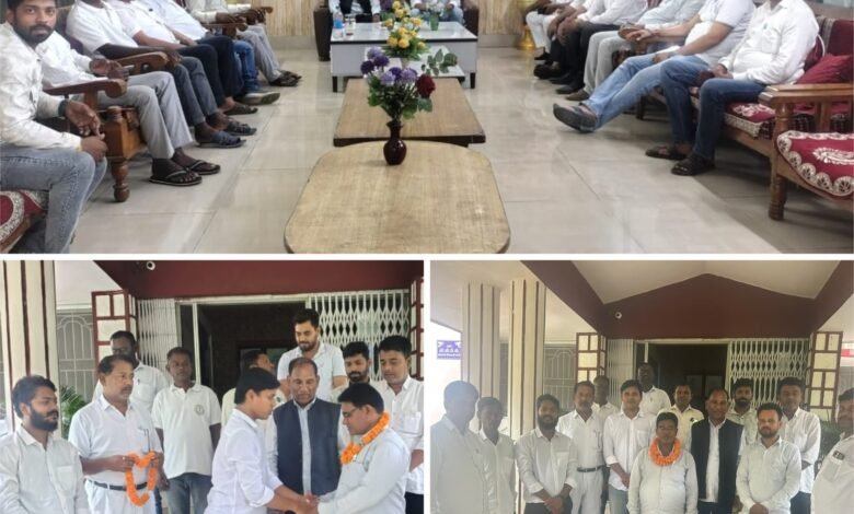चंदा चोरी और खनिज संशोधन विधेयक के विरोध में कांग्रेस की समीक्षा बैठक