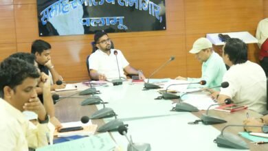 ई-गवर्नेंस सेवाओं की समीक्षा,लंबित आवेदनों के शीघ्र निष्पादन का निर्देश ई-गवर्नेंस सेवाओं की समीक्षा,लंबित आवेदनों के शीघ्र निष्पादन का निर्देश