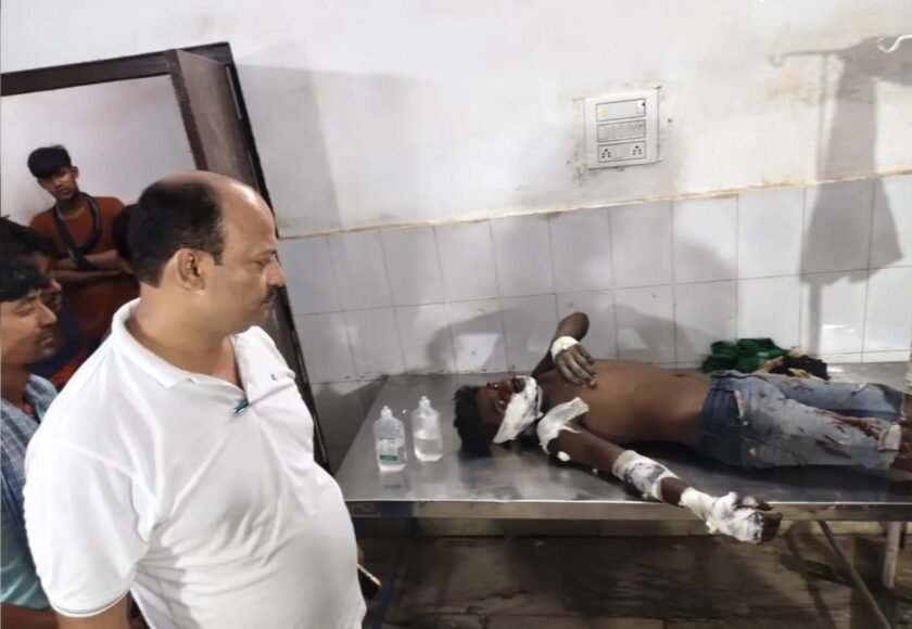 राजमहल-तीनपहाड़ मुख्य मार्ग पर हादसा, एक की मौत;बाइक दुर्घटना में तीन घायल