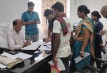 एसआईआर[SIR] के तहत बरहरवा में अनमैप्ड मतदाताओं की दूसरे दिन भी हुई सुनवाई
