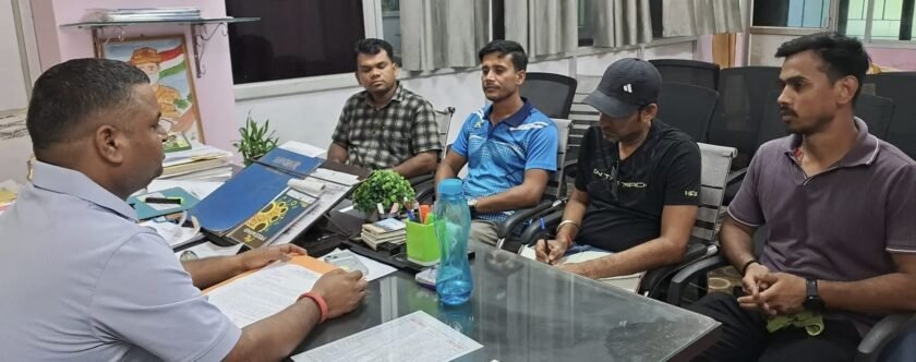 कौशल प्रशिक्षण से युवाओं को रोजगार से जोड़ने पर जोर,महेशपुर में हुई बैठक