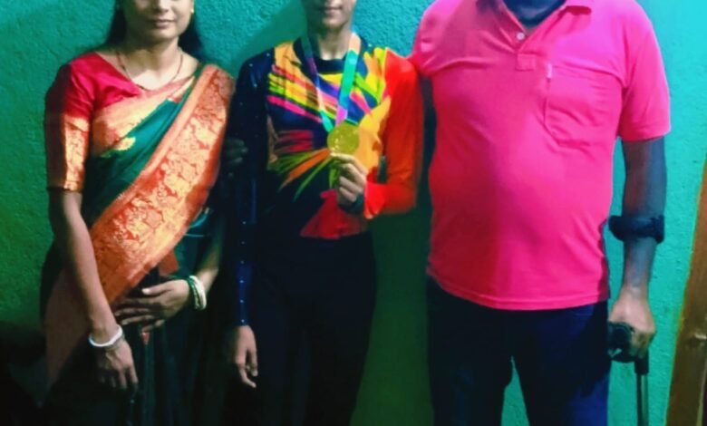 एरोबिक्स राज्य स्तरीय प्रतियोगिता में मनिषा दे ने जीता स्वर्ण पदक,बढ़ाया गोमिया क्षेत्र का मान एरोबिक्स राज्य स्तरीय प्रतियोगिता में मनिषा दे ने जीता स्वर्ण पदक,बढ़ाया गोमिया क्षेत्र का मान