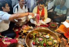 शिवगादी धाम पहुंचे साहिबगंज एसपी समेत पुलिस अधिकारी, बाबा गाजेश्वरनाथ की पूजा कर लिया सुरक्षा व्यवस्था का जायजा