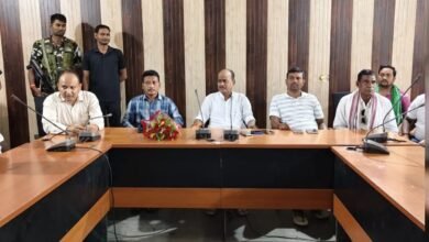 पतना में पंकज मिश्रा ने सुनीं जनसमस्याएं, जर्जर सड़क व बिजली व्यवस्था पर दिए सख्त निर्देश