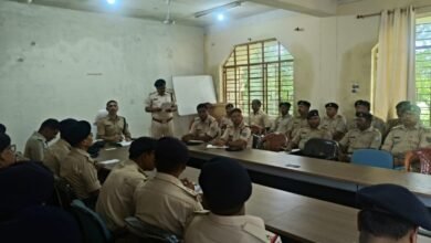 लातेहार पुलिस सभा 2026: एसपी ने सुनी कर्मियों की समस्याएं,त्वरित समाधान के दिए निर्देश लातेहार पुलिस सभा 2026: एसपी ने सुनी कर्मियों की समस्याएं,त्वरित समाधान के दिए निर्देश