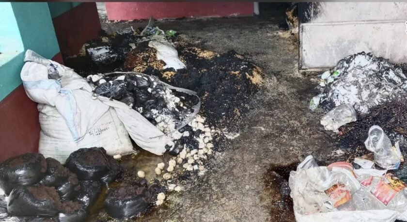 मजडीहा गांव में किराना दुकान में भीषण आग, लाखों का सामान जलकर राख,घरेलू सामान व दस्तावेज भी नष्ट