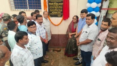 मधुवापाड़ा में पंचायत भवन निर्माण कार्य का विधायक निसात आलम ने किया उद्घाटन
