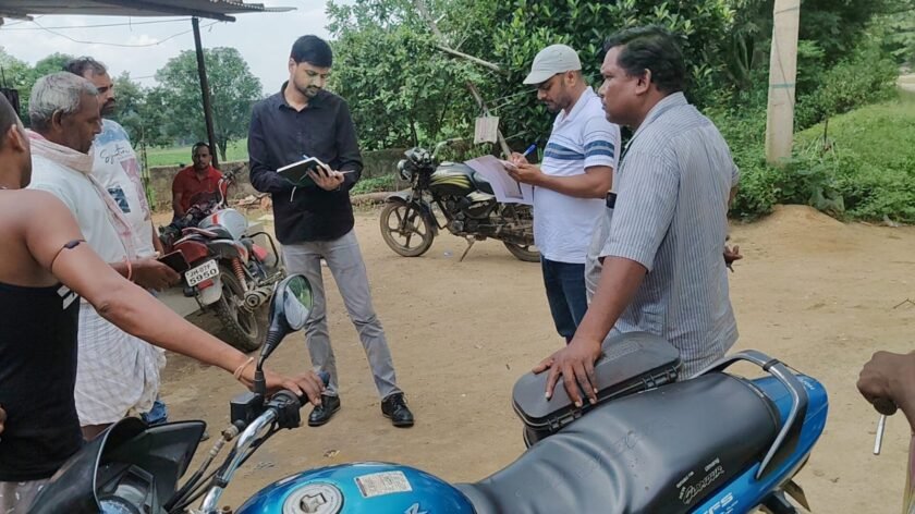 बिना स्वीकृति बदला गया पुल निर्माण स्थल, जांच में खुली गड़बड़ी,घाघरा के अरंगी पंचायत में हड़कंप बिना स्वीकृति बदला गया पुल निर्माण स्थल, जांच में खुली गड़बड़ी,घाघरा के अरंगी पंचायत में हड़कंप