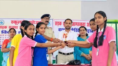 सड़क सुरक्षा को लेकर जिला स्कूल में क्विज प्रतियोगिता का आयोजन सड़क सुरक्षा को लेकर जिला स्कूल में क्विज प्रतियोगिता का आयोजन