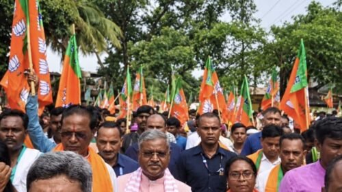 पाकुड़ में भाजपा का जोरदार प्रदर्शन,शिक्षा व्यवस्था पर उठाए सवाल