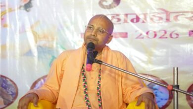 लातेहार में नंदोत्सव की धूम: कृष्ण भक्ति में झूमे हजारों श्रद्धालु, 501 व्यंजनों का लगा भोग