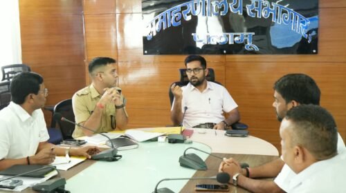 पलामू में सड़क हादसों पर डीसी गंभीर, ब्लैक स्पॉट के लिए बनेगी विशेष कार्ययोजना