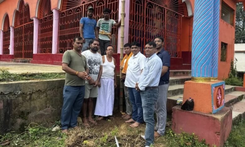 कोटालपोखर में दुर्गा पूजा की तैयारी शुरू,भूमि पूजन कर गाड़ी गई खूंटी