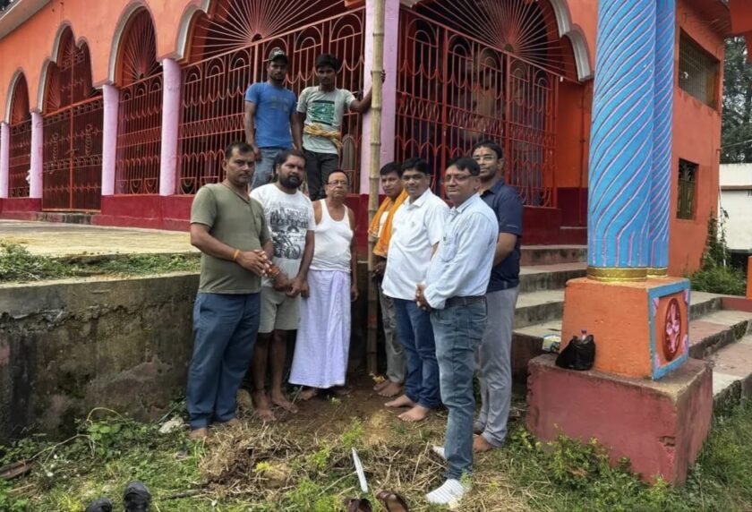 कोटालपोखर में दुर्गा पूजा की तैयारी शुरू,भूमि पूजन कर गाड़ी गई खूंटी