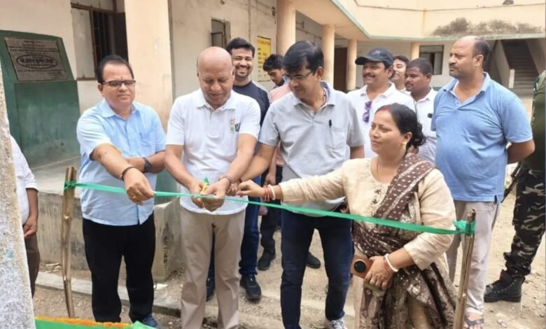 राजमहल में 36 लाख की लागत से बनेगा नया क्लासरूम, विधायक एमटी राजा ने किया शिलान्यास
