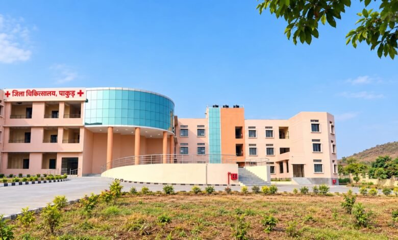 करोड़ों का कॉलेज बना,लेकिन पढ़ाई ठप — लिट्टीपाड़ा के रांगा में छात्रों का बढ़ता आक्रोश
