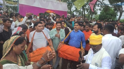 करमा महापर्व: प्रकृति और भाई-बहन के अटूट प्रेम का उत्सव,लेवाटांड में धूमधाम से आयोजन