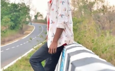 ब्रेकिंग न्यूज़: बरवाडीह का युवक रहस्यमय तरीके से गायब, परिजनों में मचा हड़कंप