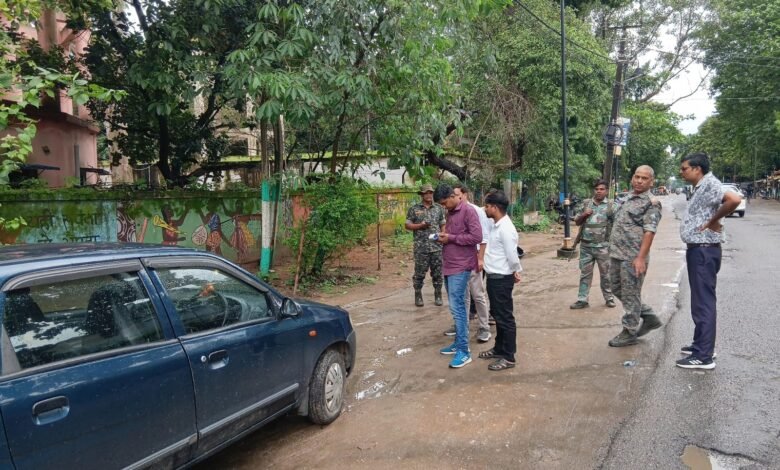 Latehar News:अवैध पार्किंग पर बड़ी कार्रवाई, 13 वाहनों का कटा चालान Latehar News:अवैध पार्किंग पर बड़ी कार्रवाई, 13 वाहनों का कटा चालान
