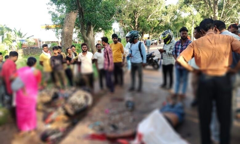 घाघरा में दो बाइकों की सीधी टक्कर में 48 वर्षीय व्यक्ति की मौके पर मौत, दो युवक गंभीर रूप से घायल घाघरा में दो बाइकों की सीधी टक्कर में 48 वर्षीय व्यक्ति की मौके पर मौत, दो युवक गंभीर रूप से घायल