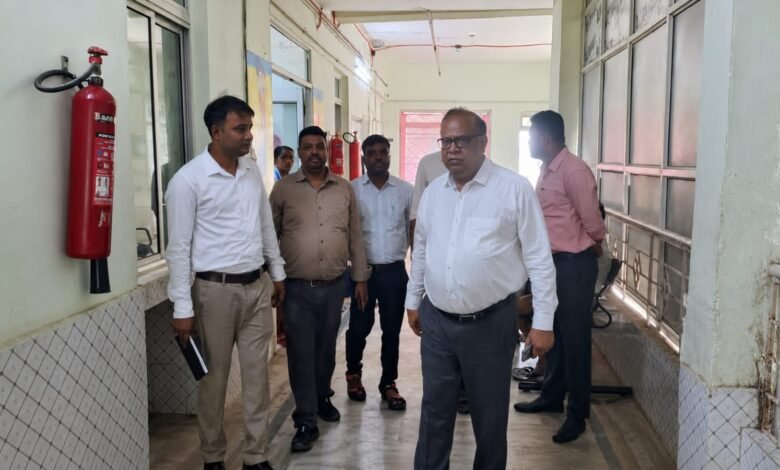 स्वाइन फ्लू के बढ़ते मामलों को लेकर पाकुड़ स्वास्थ्य विभाग अलर्ट, सदर अस्पताल में 10 बेड का आइसोलेशन वार्ड आरक्षित स्वाइन फ्लू के बढ़ते मामलों को लेकर पाकुड़ स्वास्थ्य विभाग अलर्ट, सदर अस्पताल में 10 बेड का आइसोलेशन वार्ड आरक्षित