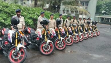 पाकुड़ पुलिस को मिले 18 नई बाइक और 14 बोलेरो, अपराध नियंत्रण व गश्त होगी मजबूत पाकुड़ पुलिस को मिले 18 नई बाइक और 14 बोलेरो, अपराध नियंत्रण व गश्त होगी मजबूत