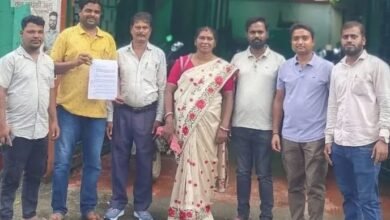 पाकुड़ नगर परिषद में दो करोड़ की सड़क योजनाओं पर विवाद, आठ पार्षदों ने ई-टेंडर रोकने की मांग की