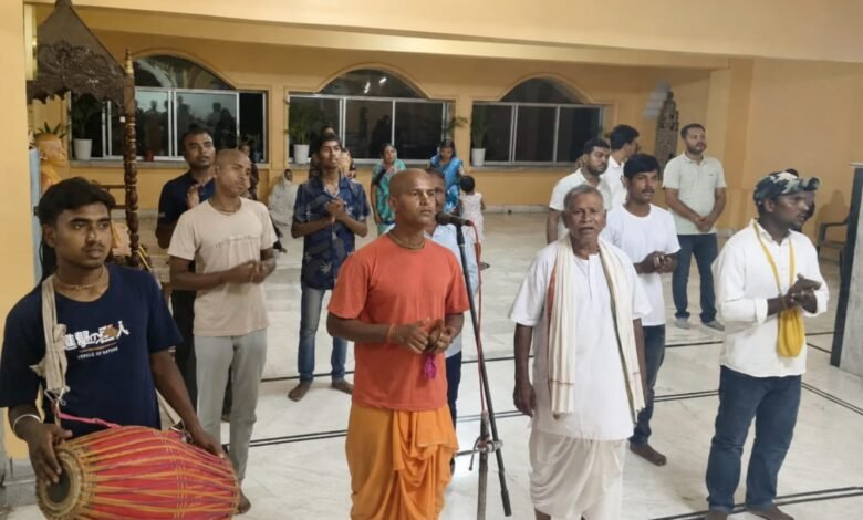 कन्हैयास्थान में जन्माष्टमी पर उमड़ा आस्था का सैलाब कन्हैयास्थान में जन्माष्टमी पर उमड़ा आस्था का सैलाब