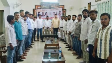Latehar News:युवा कांग्रेस की बैठक में संगठन मजबूती और आगामी आंदोलन की रणनीति पर मंथन