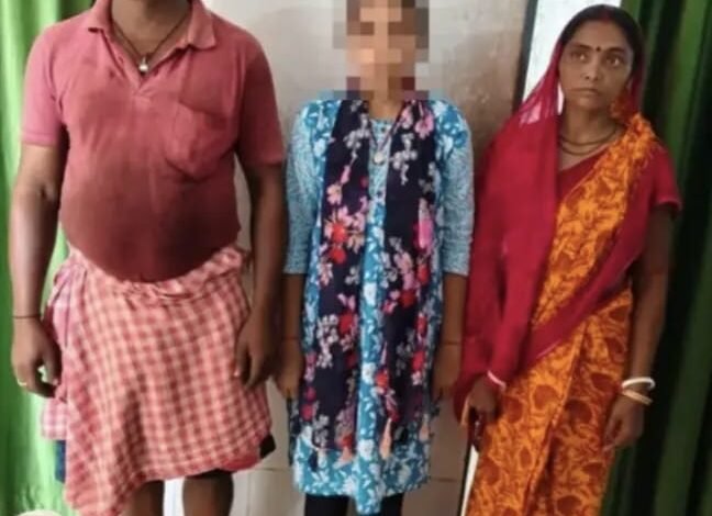 कस्तूरबा विद्यालय की छात्रा ने वार्डन के खिलाफ डीसी से की शिकायत,जांच की मांग कस्तूरबा विद्यालय की छात्रा ने वार्डन के खिलाफ डीसी से की शिकायत,जांच की मांग