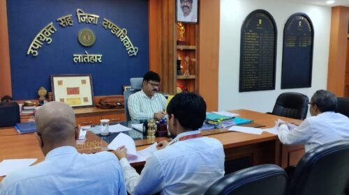 बालूमाथ में कोयला वाहनों के प्रदूषण पर प्रशासन सख्त, एक सप्ताह में मांगी रिपोर्ट