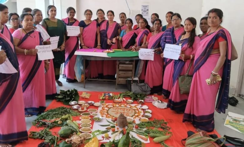 राजमहल में पोषण माह को लेकर जागरूकता कार्यक्रम, संतुलित आहार का दिया संदेश राजमहल में पोषण माह को लेकर जागरूकता कार्यक्रम, संतुलित आहार का दिया संदेश