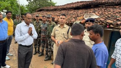 कोयल नदी में करमा विसर्जन के दौरान चार की डूबने से मौत,आठ वर्षीय बच्चे की तलाश जारी कोयल नदी में करमा विसर्जन के दौरान चार की डूबने से मौत,आठ वर्षीय बच्चे की तलाश जारी